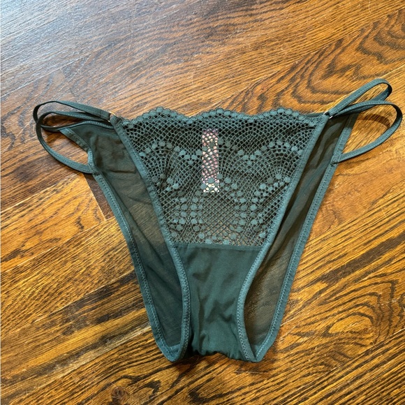 Adore Me Margaritte Push Up Set - Picture 4 of 13